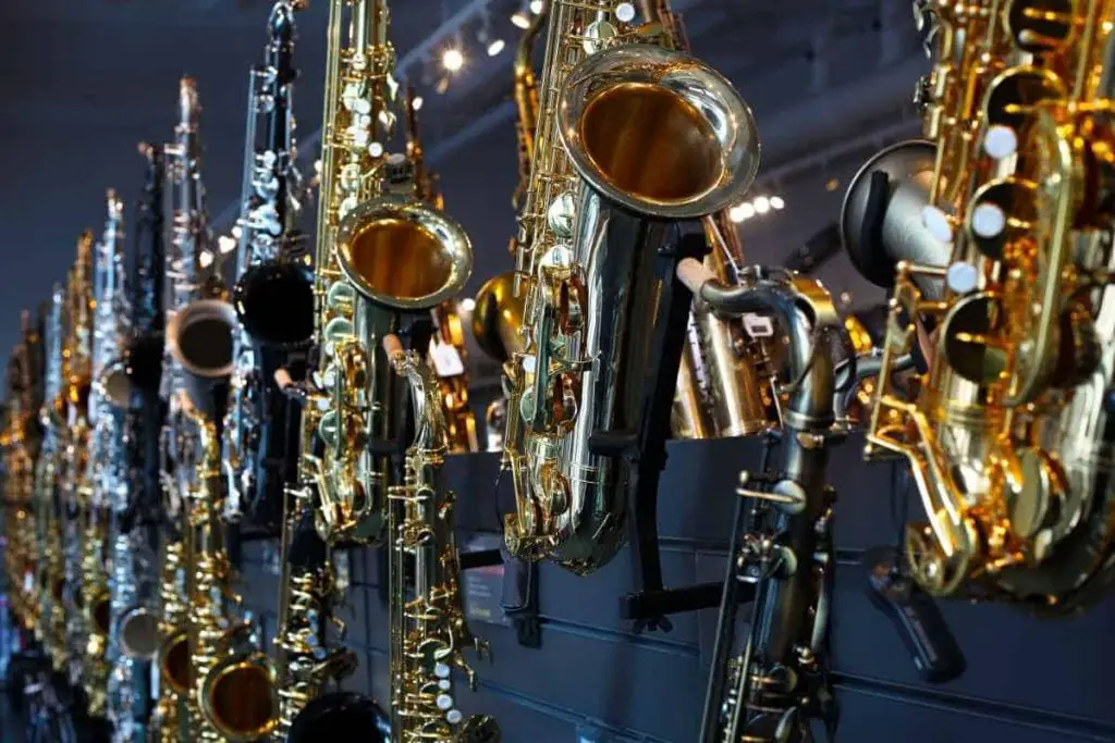 Where are selmer saxophones made